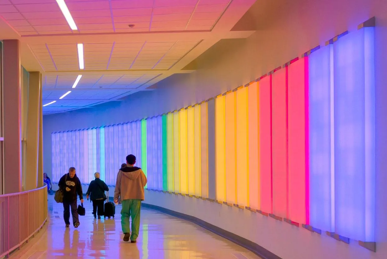 Luminothérapie dans un espace ouvert, par Activate The Space