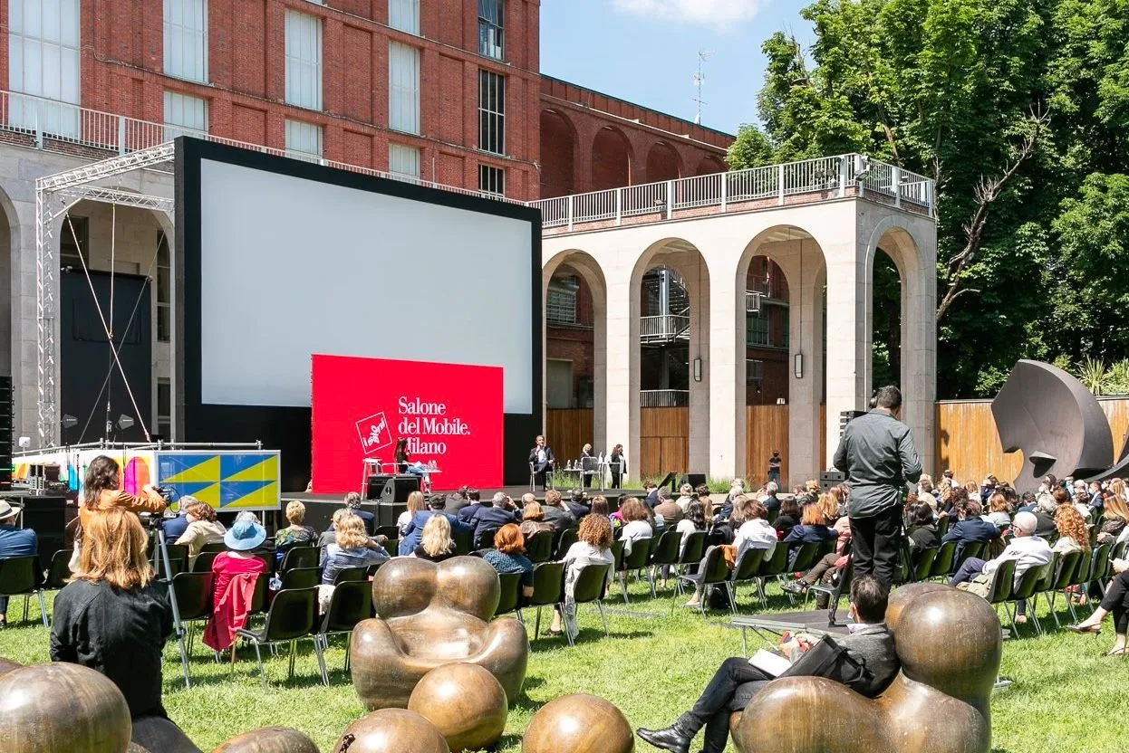 Écran d’affichage dynamique en extérieur à La Triennale di Milano
